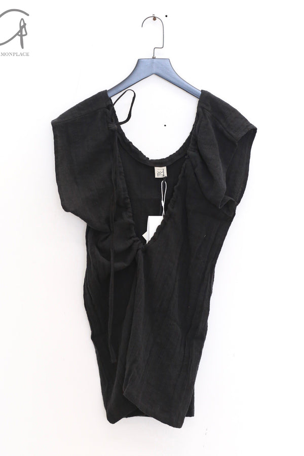 BASERANGE 25 Early Spring V-neck top BAS-TOMX-LC-SP25-HEI Black